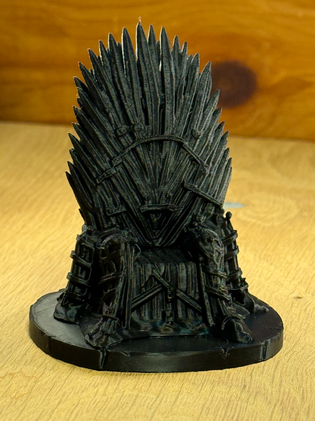تخت آهنین گیم اف ترونز Iron Throne